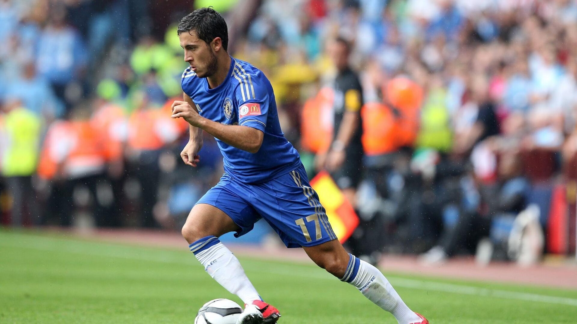 德甲俱乐部的粉丝经济创新，德甲氛围